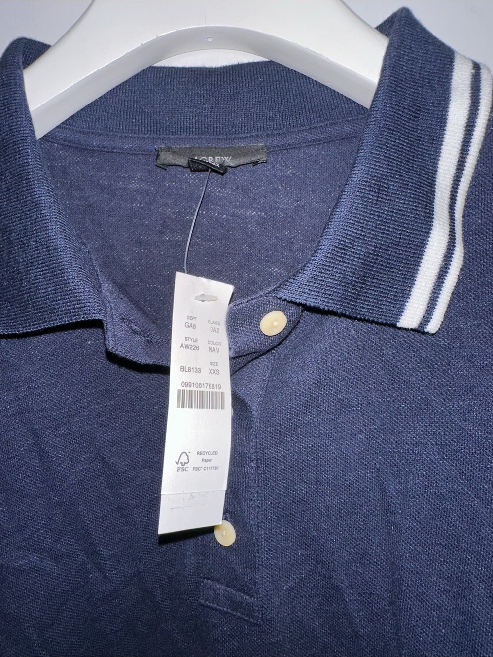 J.CREW | Oversized Cropped Polo Shirt with White-Striped Collar - Picture 4 of 7